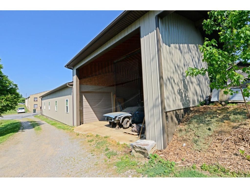 203 Laurel St, Greeneville, TN 37743